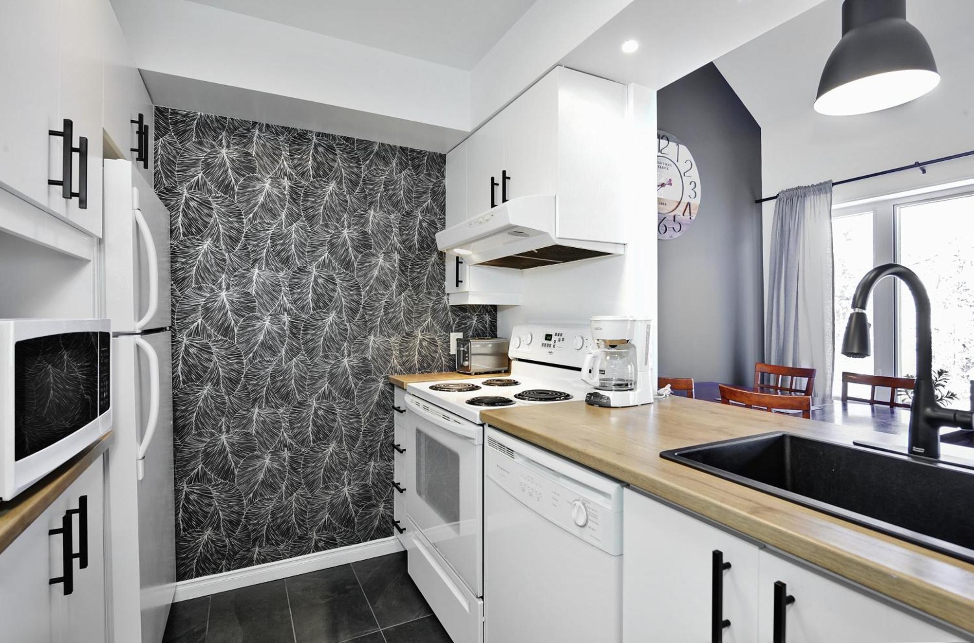 Condo 305 33 Chemin Du Hameau By Les Chalets Alpins Stoneham Exterior foto